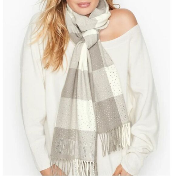 Victorias secret woven long scarf fringe checkered white gray VS - Picture 1 of 8